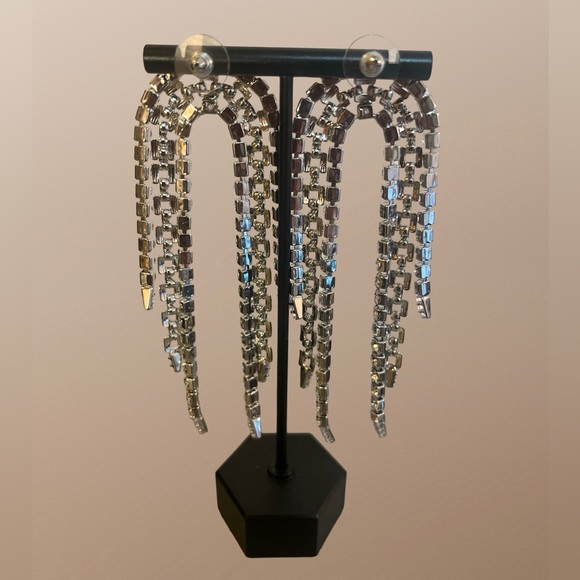 NEW I. N. C INTERNATIONAL CONCEPTS 
Crystal & Chain Looped Statement Earrings - Picture 6 of 7